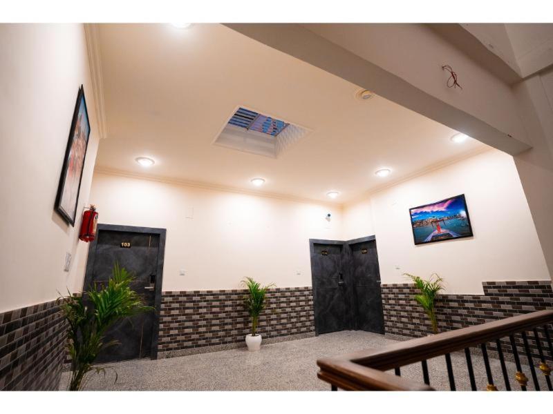 Hotel Jsr Kedar Varanasi Exterior foto